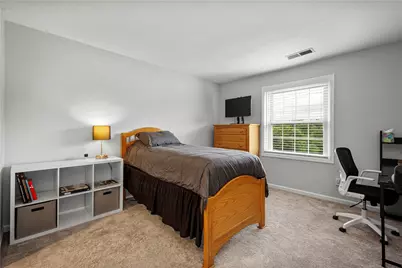 1010 Margarite #G, Scott Township, PA 15216 - Photo 21