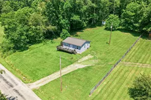 724 River Rd, Delaware Township, PA 16125 - Photo 1