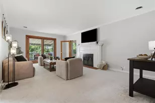 1017 E Beau St, South Strabane, PA 15301 - Photo 7