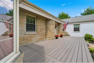 1017 E Beau St, South Strabane, PA 15301 - Photo 3