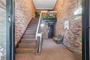 603 Calais Dr, Pittsburgh, PA 15237 - Photo 3