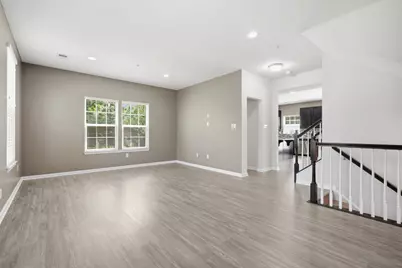 2405 Pointe View Dr, Adams Township, PA 16046 - Photo 11