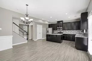 2405 Pointe View Dr, Adams Township, PA 16046 - Photo 15