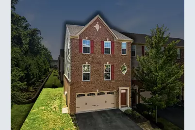 2405 Pointe View Dr, Adams Township, PA 16046 - Photo 3