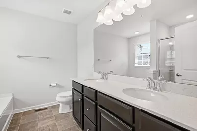 2405 Pointe View Dr, Adams Township, PA 16046 - Photo 29