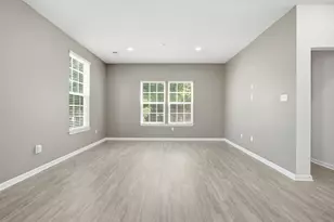 2405 Pointe View Dr, Adams Township, PA 16046 - Photo 11