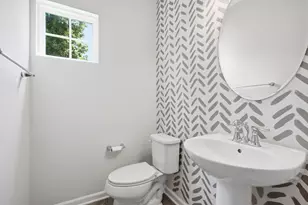 2405 Pointe View Dr, Adams Township, PA 16046 - Photo 13