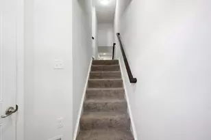 2405 Pointe View Dr, Adams Township, PA 16046 - Photo 7
