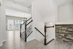 2405 Pointe View Dr, Adams Township, PA 16046 - Photo 25
