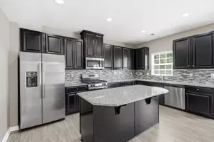 2405 Pointe View Dr, Adams Township, PA 16046 - Photo 15