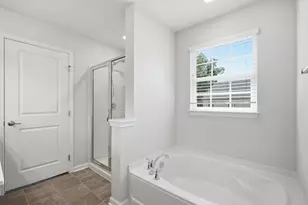 2405 Pointe View Dr, Adams Township, PA 16046 - Photo 31