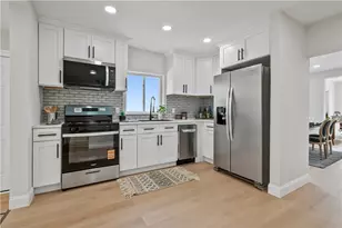 916 Gill Hall Rd, Jefferson Hills, PA 15025 - Photo 15