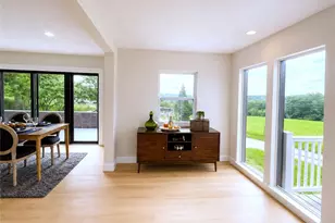 916 Gill Hall Rd, Jefferson Hills, PA 15025 - Photo 9