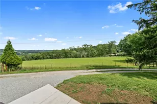 916 Gill Hall Rd, Jefferson Hills, PA 15025 - Photo 27