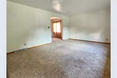 104 Easy St, Twp of But NW, PA 16001 - Photo 7