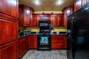 403 Hawthorne Ave, Greensburg, PA 15601 - Photo 17