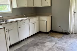 527 Orchard Dr, West Mifflin, PA 15236 - Photo 27