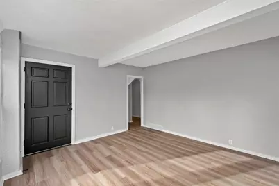 527 Orchard Dr, West Mifflin, PA 15236 - Photo 5