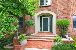 107 Rock Haven Ln, Pittsburgh, PA 15228 - Photo 5