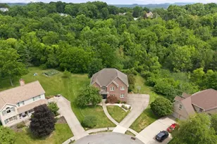 310 Barberry Ct, Marshall, PA 16046 - Photo 3