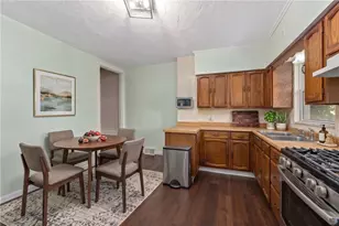 4426 Milgate St, Pittsburgh, PA 15224 - Photo 11