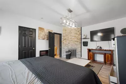 2834 Bedford Ave, Pittsburgh, PA 15219 - Photo 19