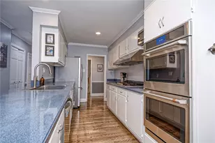 1136 Cornell Rd, Pittsburgh, PA 15205 - Photo 13