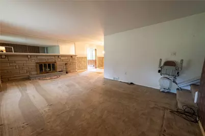 132 Okon Dr, Chippewa Township, PA 15010 - Photo 3