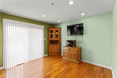 1053 Waterford Ct  E, North Strabane, PA 15317 - Photo 15