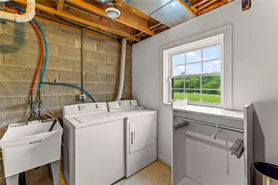1053 Waterford Ct  E, North Strabane, PA 15317 - Photo 27