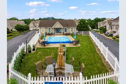 1053 Waterford Ct  E, North Strabane, PA 15317 - Photo 33