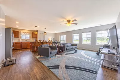 1012 Colonial Dr, Menallen Township, PA 15401 - Photo 5