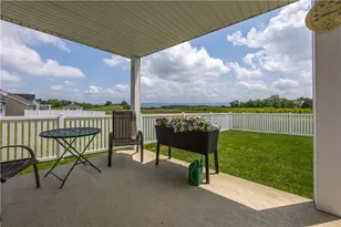1012 Colonial Dr, Menallen Township, PA 15401 - Photo 25