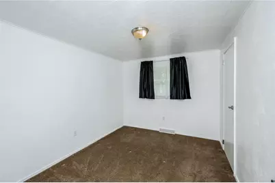 19 Hazel St, Burrel-Blacklick, PA 15717 - Photo 25