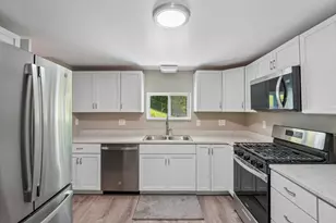 560 Mortimer Ave, Wilkins Township, PA 15145 - Photo 13