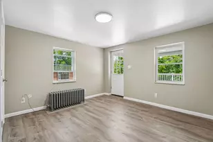 560 Mortimer Ave, Wilkins Township, PA 15145 - Photo 7