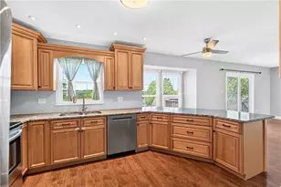 817 Lexington Dr Hopewell, Hopewell Township, PA 15001 - Photo 5
