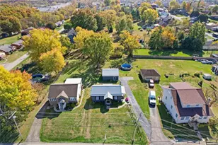 718 Gladden Rd, Canonsburg, PA 15317 - Photo 15
