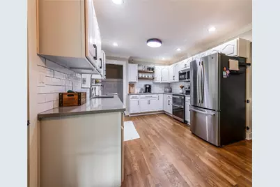 83 Edgewood Dr, Pymatuning Township, PA 16125 - Photo 5
