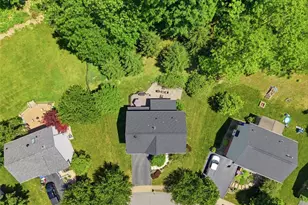 247 Cliffside Dr, Mars, PA 16046 - Photo 3