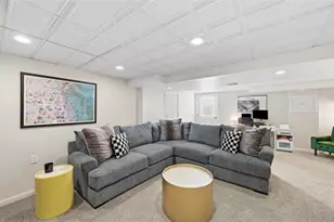 2228 Superior St, Bethel Park, PA 15102 - Photo 17