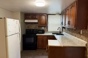 663 Harmony Baptist Rd, Shenango Township, PA 16101 - Photo 3