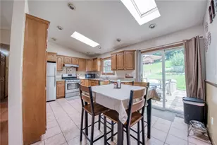 232 Hazen Ave, Ellwood City, PA 16117 - Photo 9