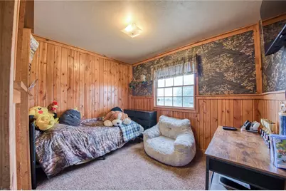 232 Hazen Ave, Ellwood City, PA 16117 - Photo 23
