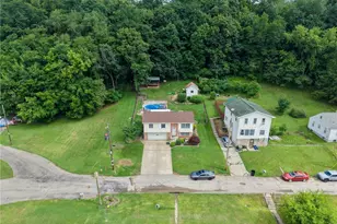 232 Hazen Ave, Ellwood City, PA 16117 - Photo 47