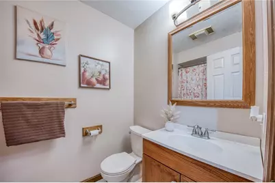 232 Hazen Ave, Ellwood City, PA 16117 - Photo 17
