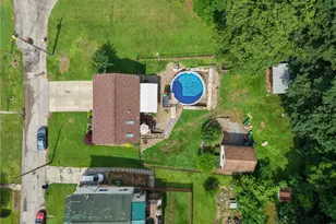 232 Hazen Ave, Ellwood City, PA 16117 - Photo 41