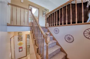 232 Hazen Ave, Ellwood City, PA 16117 - Photo 3