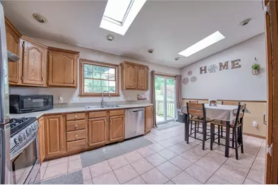 232 Hazen Ave, Ellwood City, PA 16117 - Photo 7