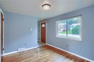 1132 O'Block Rd, Pittsburgh, PA 15239 - Photo 9